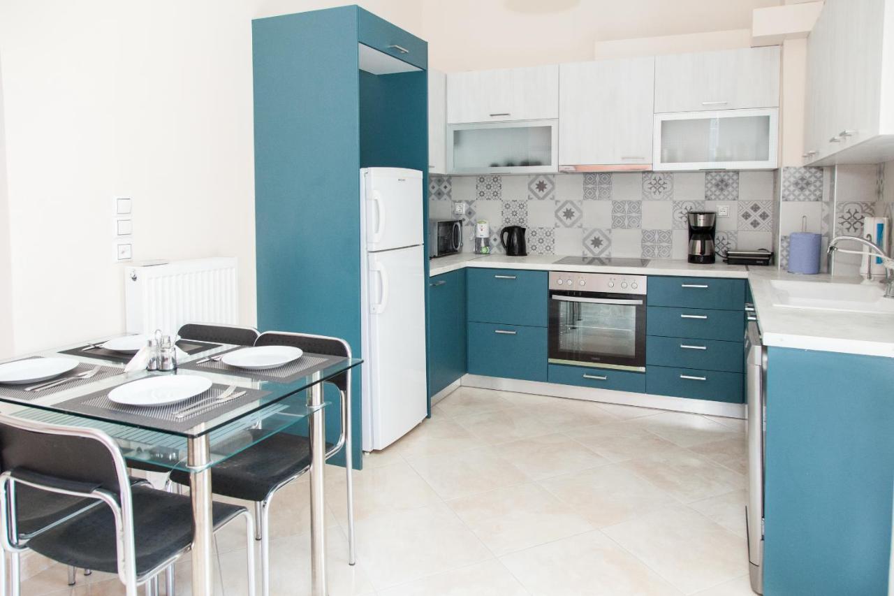Great Apartment In พีเรียส ภายนอก รูปภาพ