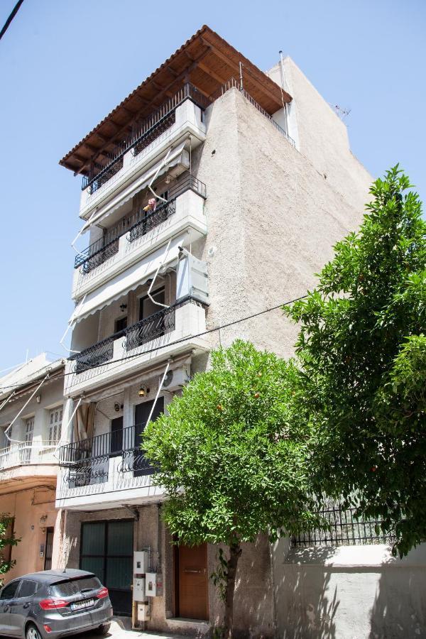 Great Apartment In พีเรียส ภายนอก รูปภาพ